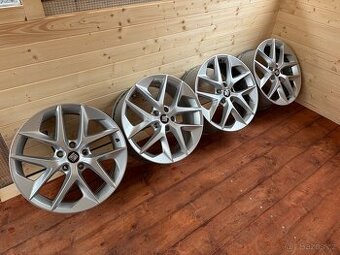 ORIGINÁLNÍ ALU KOLA SEAT FR R18