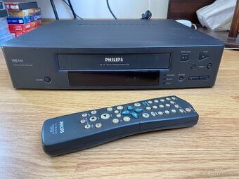 Videorekordér Philips VR 151 + ovladač