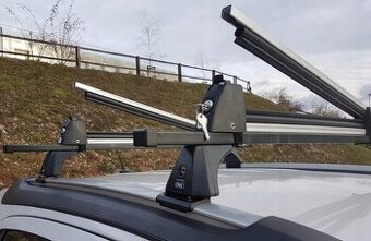 Nosič na lyže - 3x lyže nebo 2x prkno. Nový