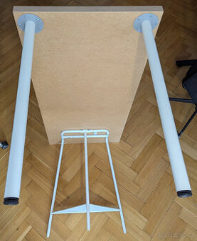 Stůl IKEA LAGKAPTEN 140x60cm