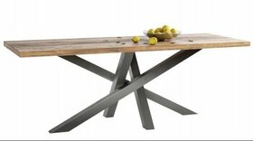 Výroba stolů z masivního dřeva