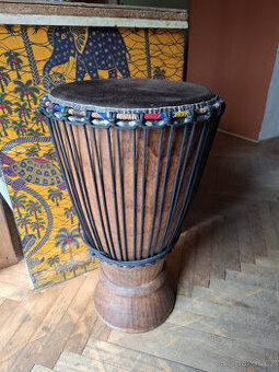 Bougarabou (basové djembe)