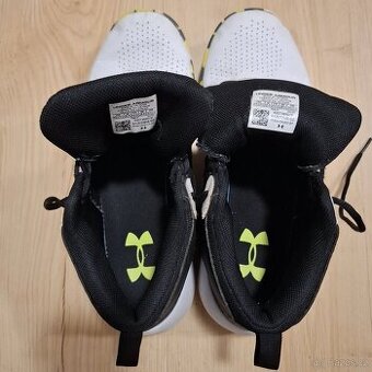Pánské basketbalové boty Under Armour Humble/Hungry