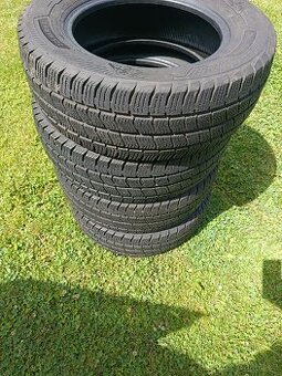 225/65/16 C Barum Snovanis 3