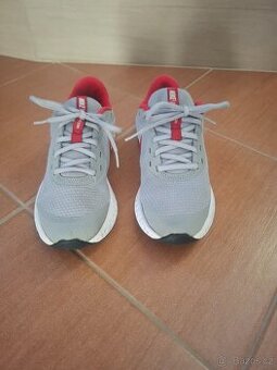 Boty Nike vel.4,5