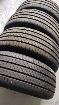 Jako nové 205/55/17 Michelin Primacy 4, DOT 2023.