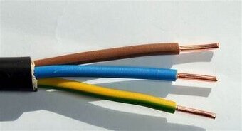 Cyky kabel 3x2,5 délka 8m