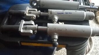 Prodám hydraulické válce 2 kusy