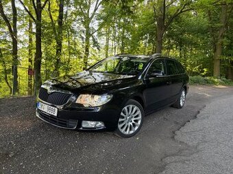 Superb II 2013 combi dsg 125kw CR