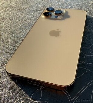 iPhone 13 Pro Max 1TB + spousta krytů
