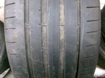 225/40 R18 DUNLOP (cca 4mm) č.15730