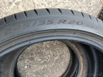 2ks letní pneu 245/35 r20