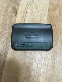 Edimax ES-3105P