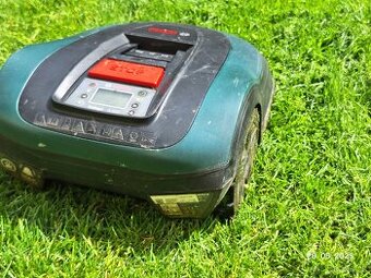 Robotická sekačka Bosch Indego S500 + navíc příslušenství