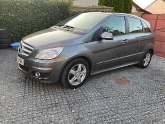 Mercedes-Benz B 180 2,0 CDi automat