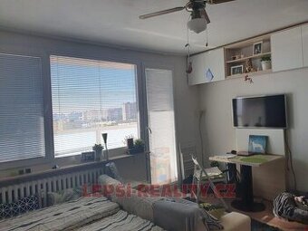 Pronájem bytu 1+kk 37m2 - ul. Tachovská, Plzeň