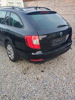Rozpredam škoda Superb II Combi 1.6Tdi 77kw 2012