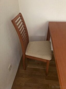 Stůl a židle