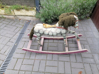 houpací kůň hračka 1republika