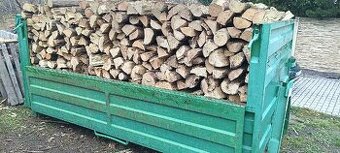 Štípaný AKÁT a dřevo na uzení a přitápěni