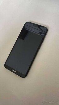 Nefunkční telefon Huawei P20