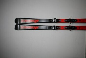lyže Nordica 174 cm , hadí kuže
