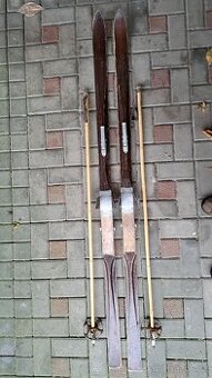 Lyže jasanové s vzáním Massag