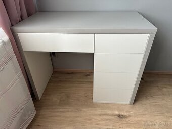 Prodám psací / toaletní stůl – ruční výroba na zakázku