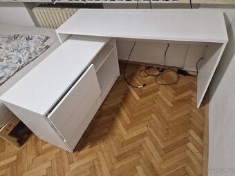 Rohový pracovní stůl