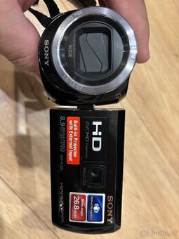 Videokamera Sony HDR-PJ320E s projektorem