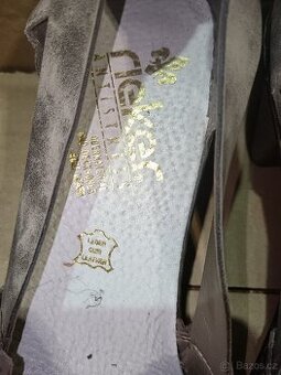 Dámské boty velikost 42