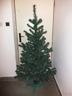 Vánoční stromek umělý + stojan, vánoční baňkky a jiné