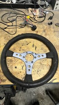 Sportovní Volant RAID