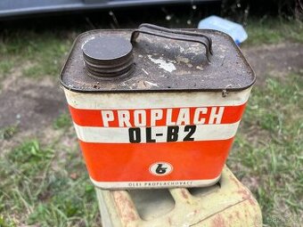 Plechovka od proplachovacího oleje
