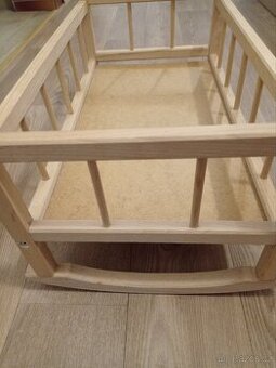 Kolébka pro panenky