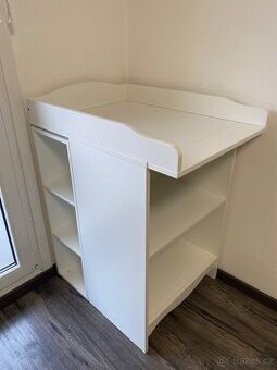 Přebalovací pult SMÅGÖRA