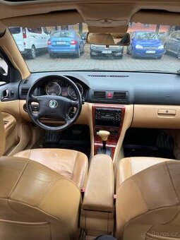 Škoda Octavia 1 Laurin & Klement 1.8