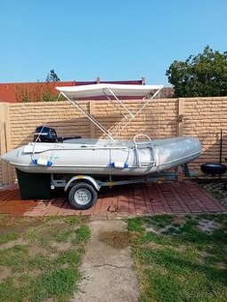 Prodám gumový člun