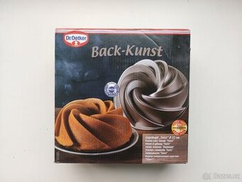 Forma na pečení Dr.Oetker TWIST - průměr 22 cm