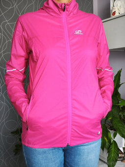 Nová dámská větrovka, vel.M