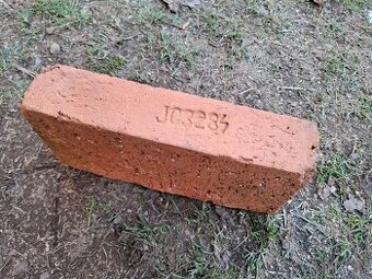 Plné pálené cihly