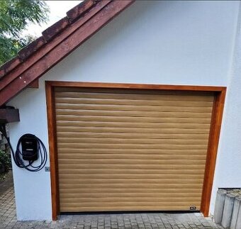 Rolovací vrata s pohonem - NOVÉ, NEPOUŽITÉ