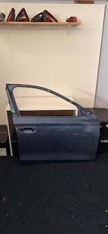 Pravé přední dveře octavia 4