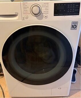 Plně funkční pračka LG