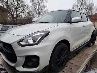 Suzuki Swift 1.2 i Sport,  hybrid, jen 24 t. Km, R. 2024.