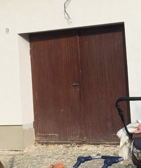 Garážové vrata - dřevěné