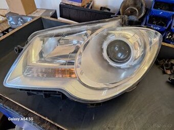 Volkswagen Touran 1T2 levé světlo halogen