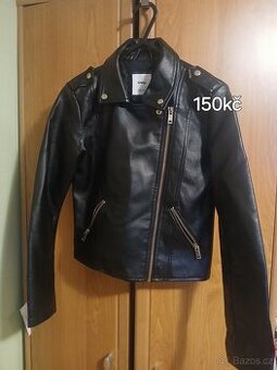 Dívčí oblečení  vel 146 jako nové