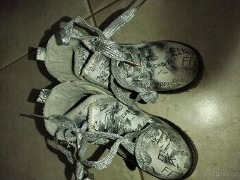 Dětské zimní boty,  vel. 26