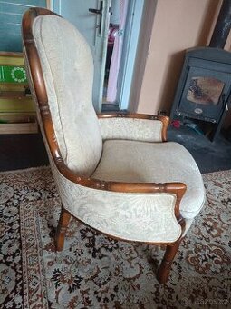 Starožitné křeslo